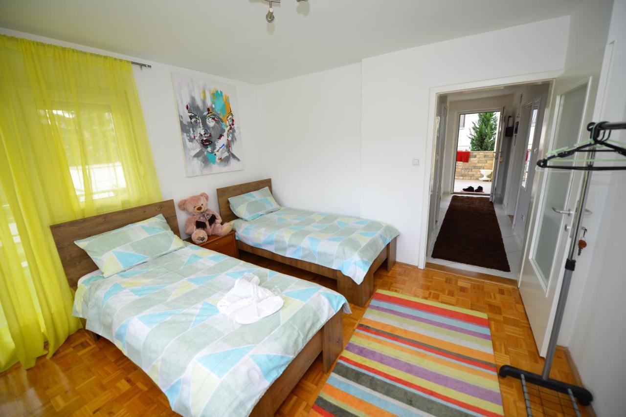 Apartment Mirela Sarajevo Exterior photo